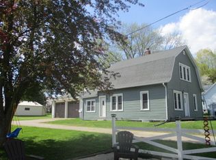 213 N Elm St, La Farge, WI 54639