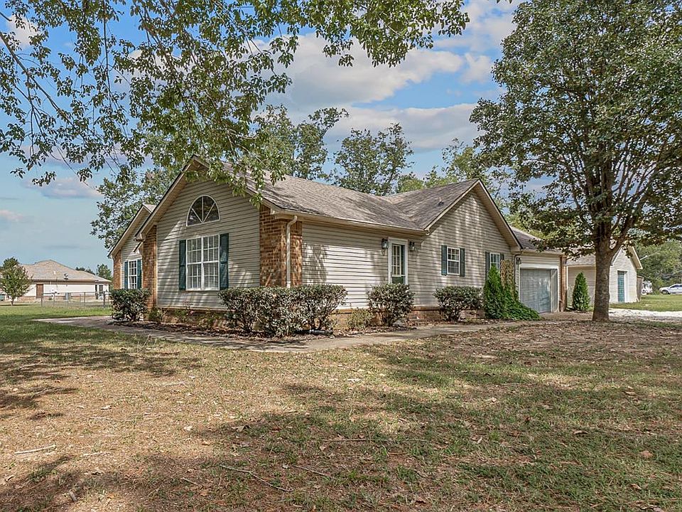 1st image of 1324 County Road 318