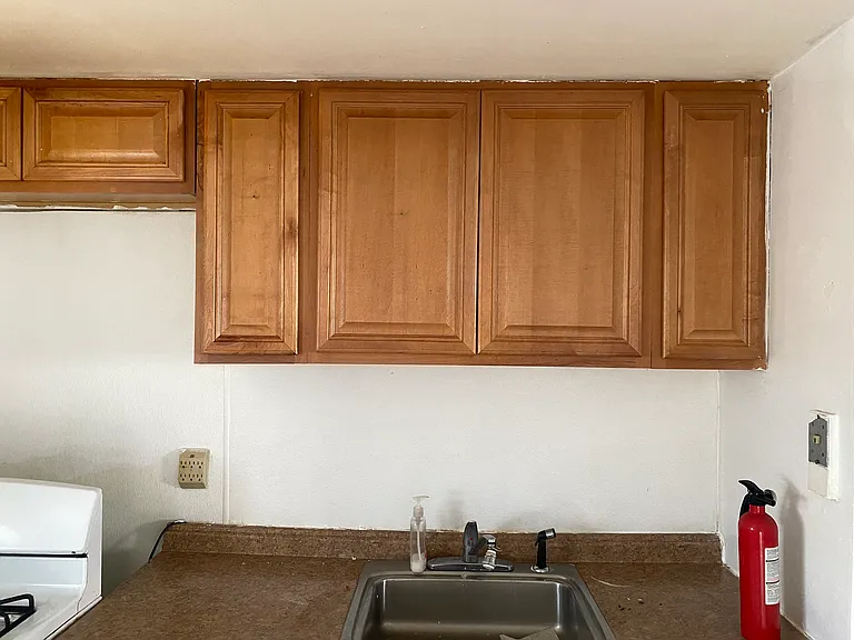 209-211 Paterson Ave #2 — Photo 16