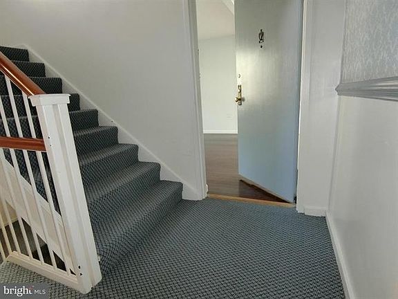 4th image of 6610 Boulevard Vw Suite A1