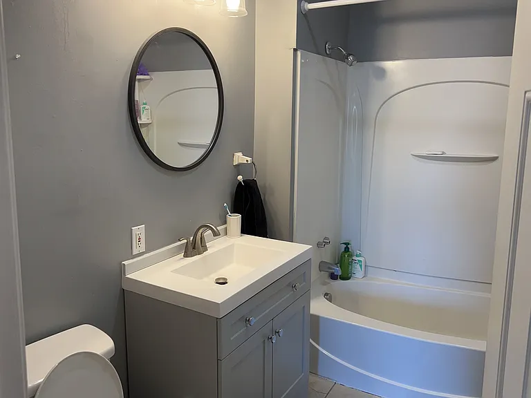 9 Cleeve St #3 — Photo 12