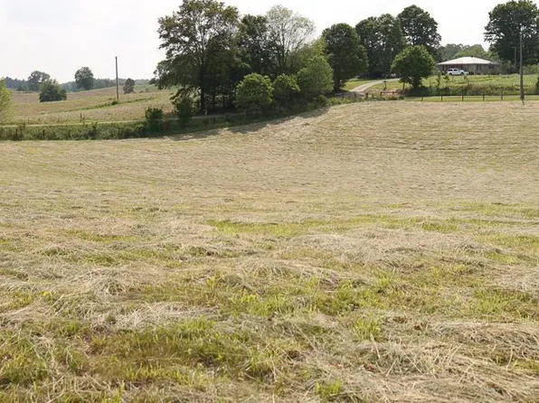 1 Webster Rd, Campbellsville, KY 42718