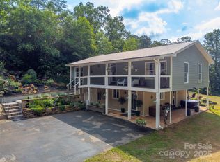 1845 Sanderstown Rd, FRANKLIN, NC 28734