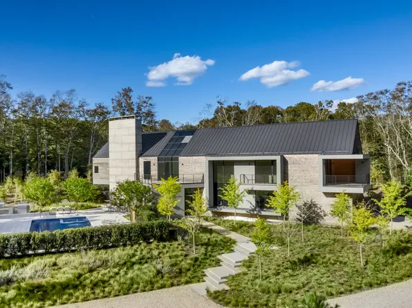 411 Town Ln, Amagansett, NY 11930