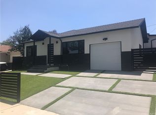 17626 Collins St, Encino, CA 91316