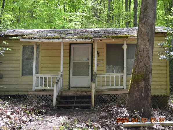 165 Holly Ln, Franklin, NC 28734