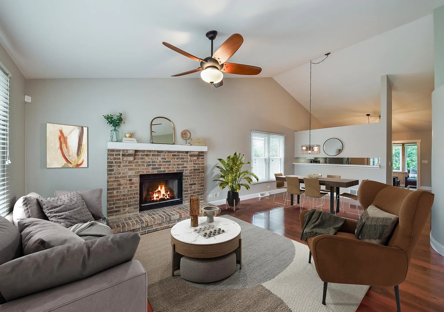 3 bed, 2.5 bath, 1412 sqft, $3,750 — Photo 3