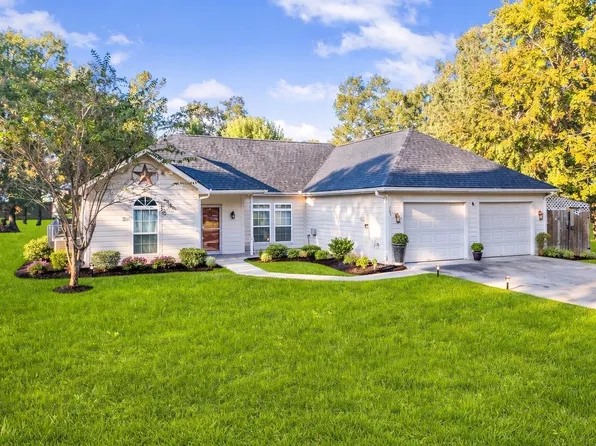 285 Lariat Ln, Livingston, TX 77351