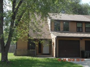4 Glenview Dr, Council Bluffs, IA 51501