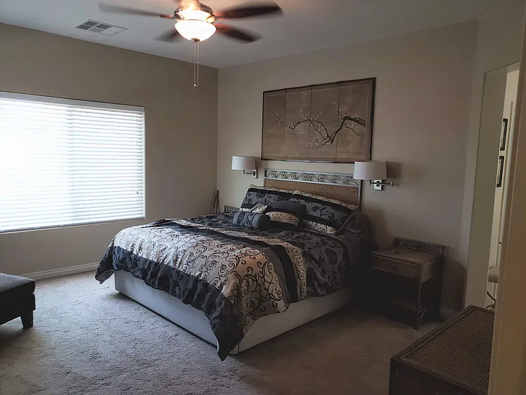 208 E Caribbean Dr — Photo 14