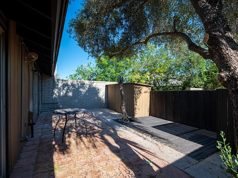 5701 N Glenn St #5 — Photo 15