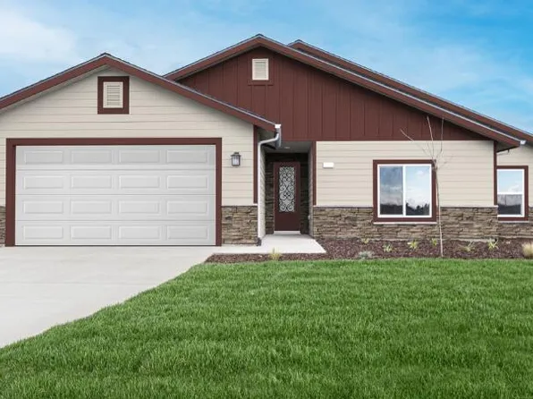 1021 N Acacia Street, Woodlake, CA 93286