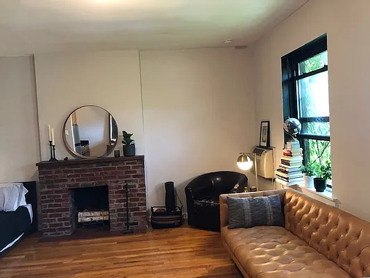 Rented by Friedman Roth Realty | media 28