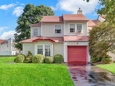 5 Delaware Court, Coram, NY, 11727