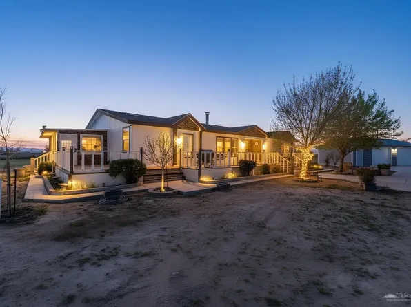 9890 Sue Ave, Rosamond, CA 93560