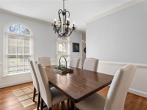 5th image of 4775 Century Oaks Ln