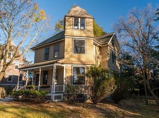 18 Ruskin St, West Roxbury, MA 02132