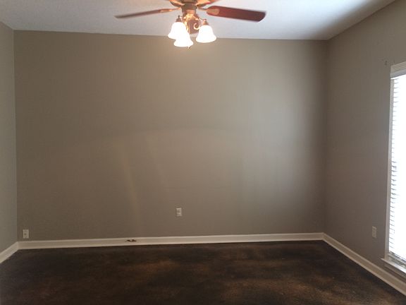 3rd image of 8710 Marsh Ln