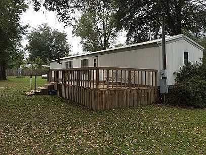 1st image of 304 NW Sophie Dr