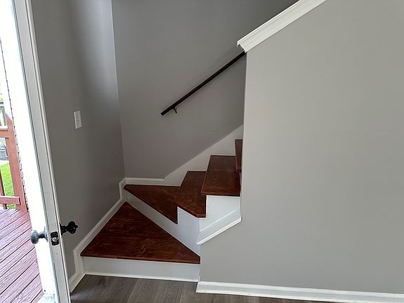 5th image of 2062 Tynewood Dr
