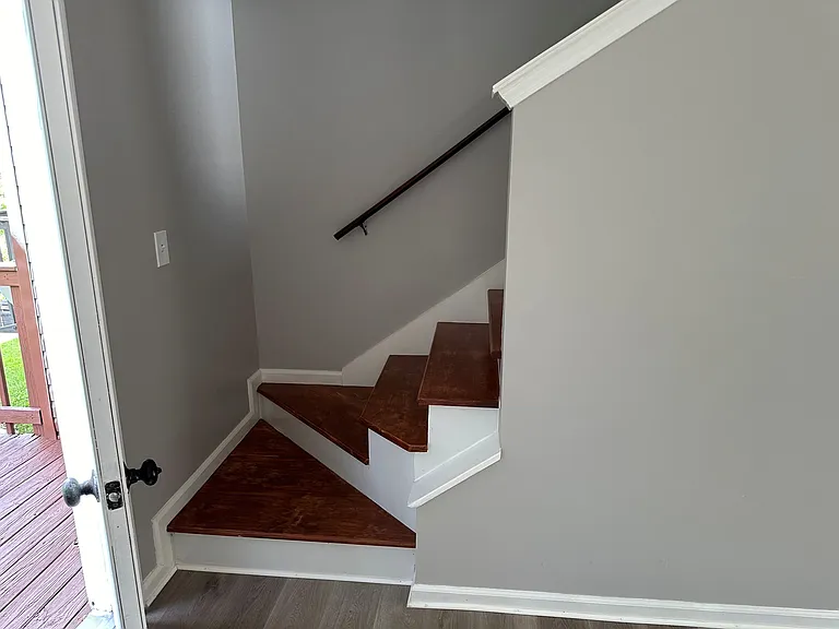 2056 Tynewood Dr — Photo 9
