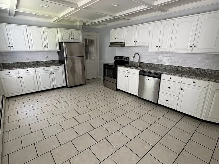 56 Ward St — Photo 1