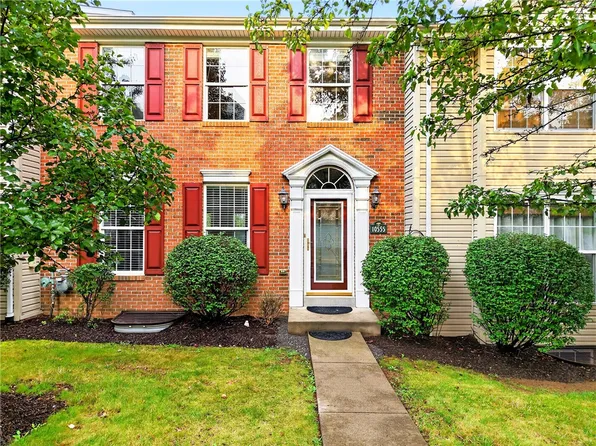10555 Forest Hill Dr, Wexford, PA 15090