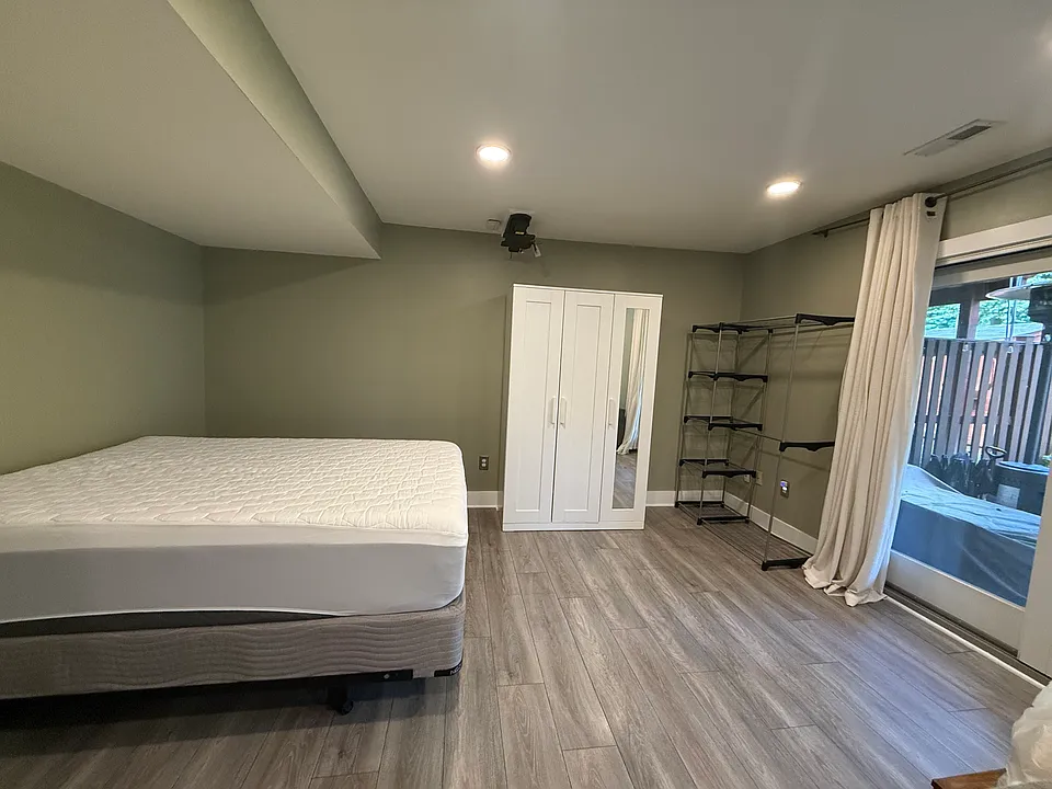 8453 Oak Bush Ter