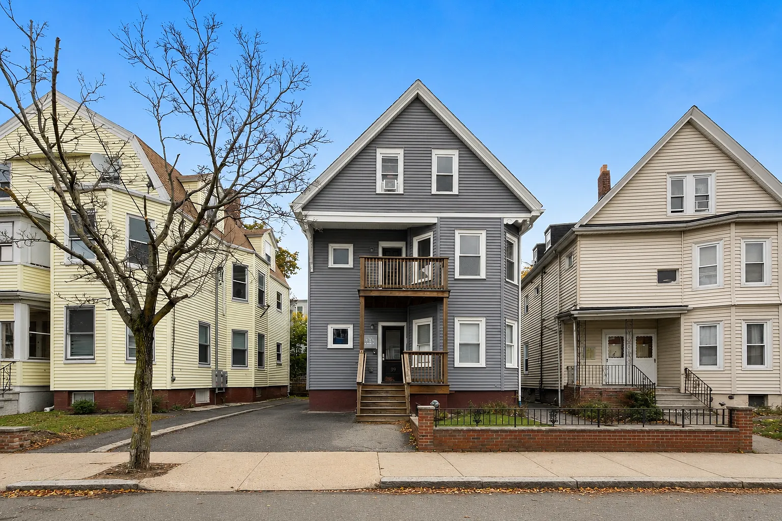 2 bed, 857 sqft, $2,800 — Photo 1