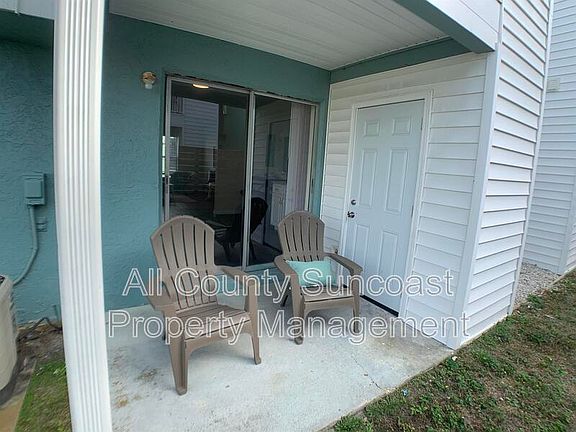 5th image of 7450 35th St N APT 1602