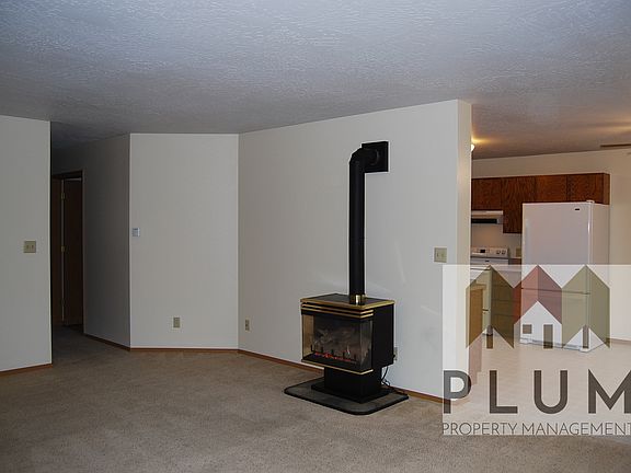 5th image of 803 Pattee Creek Dr APT D