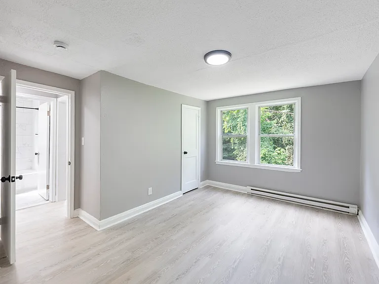 2601 Fairview Ave — Photo 10