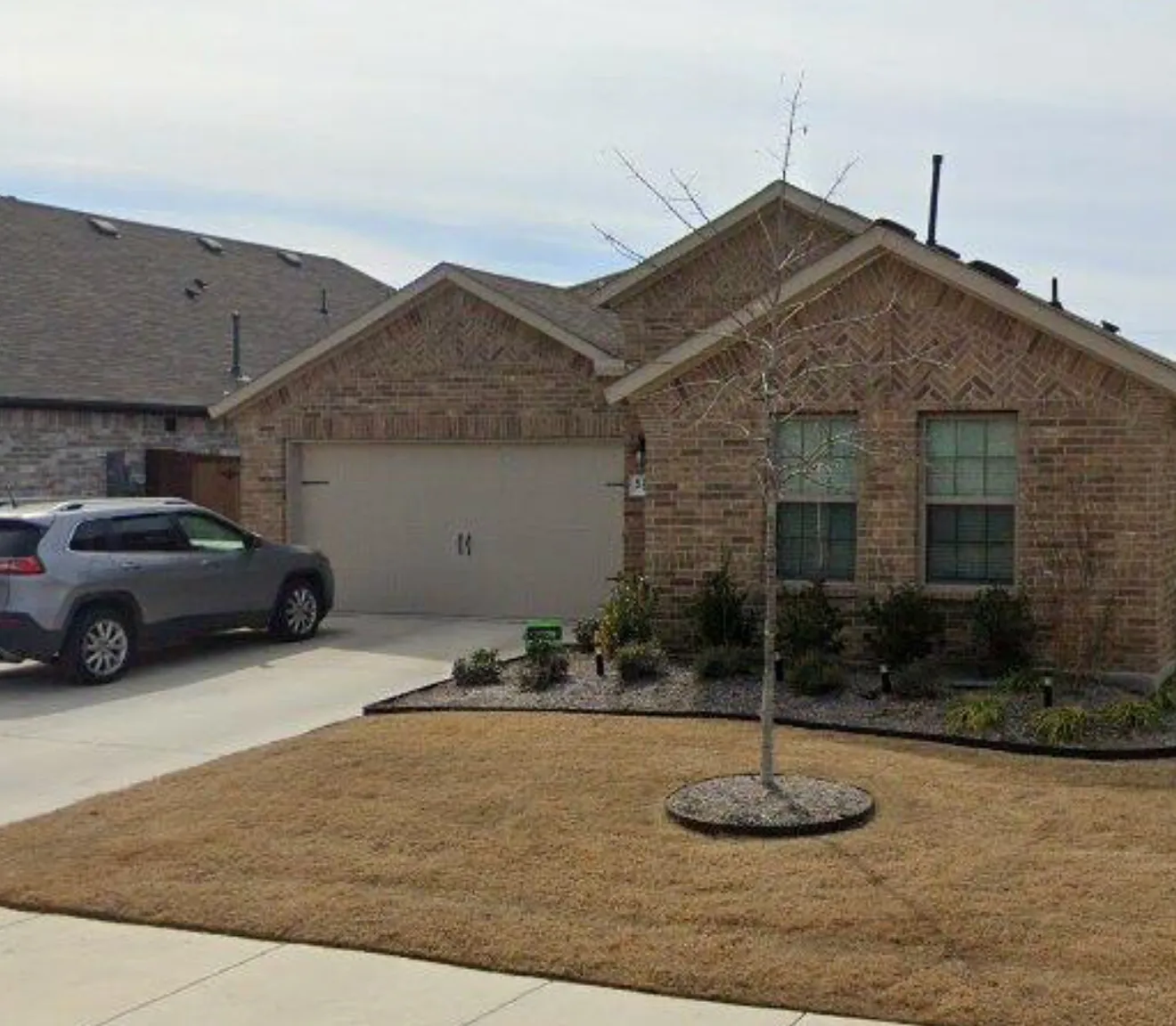 3 bed, 2211 sqft, $2,700 — Photo 1