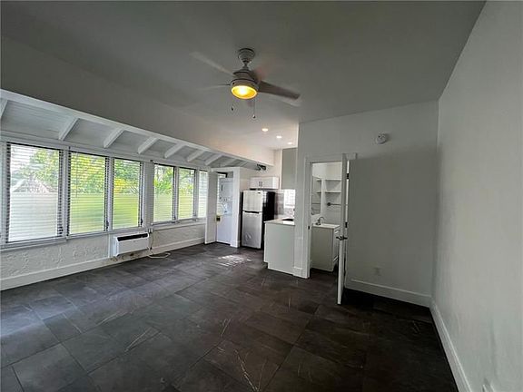 3rd image of 1507 Meridian Ave #8