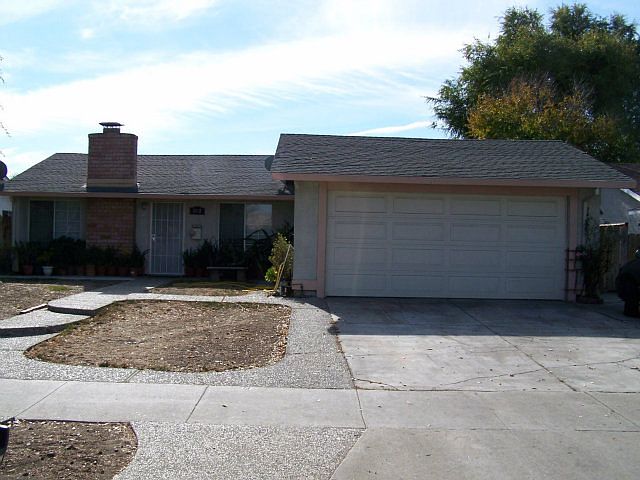 1st image of 512 Nokomis Dr