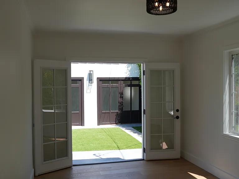 1020 N La Jolla Ave #1020 — Photo 39