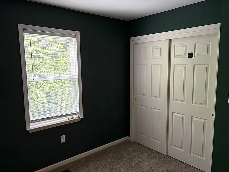 555 Upland St — Photo 24