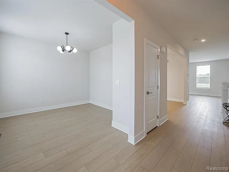 5169 Poppydrew Ln — Photo 7