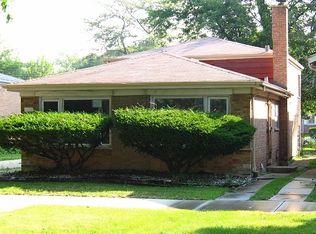 10125 S Van Vlissingen Rd, Chicago, IL 60617