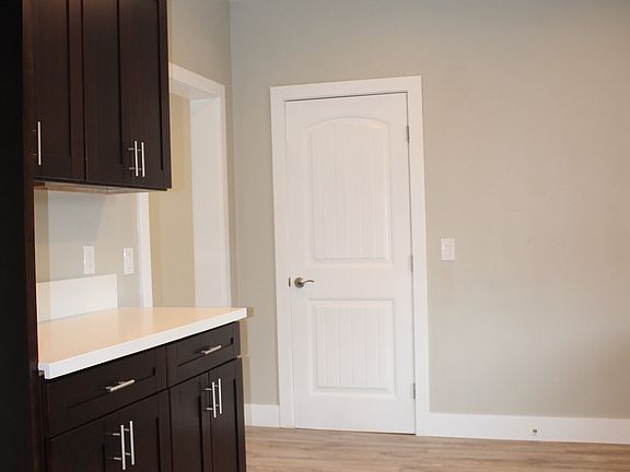 4th image of 2170 Kearney Ave