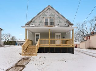 320 Jackson St, Hubbard, OH