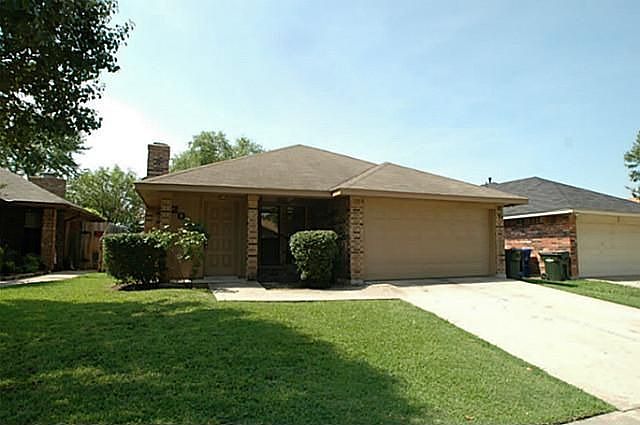 1st image of 2018 Verlaine Dr