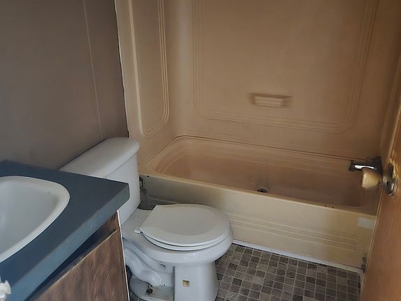 5th image of 103 Salem St #11465676