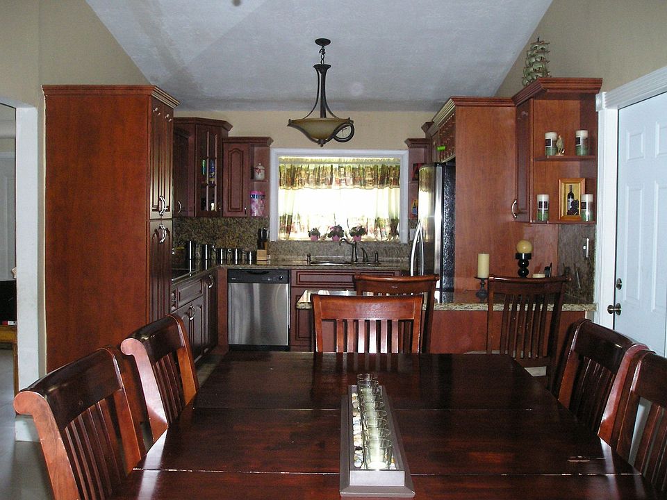 Kitchen/Dining