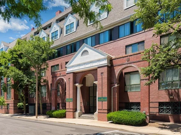 59 Brainerd Rd APT 602, Allston, MA 02134