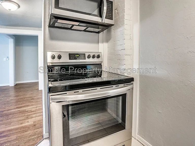 3114 NW 12th St #1 — Photo 6