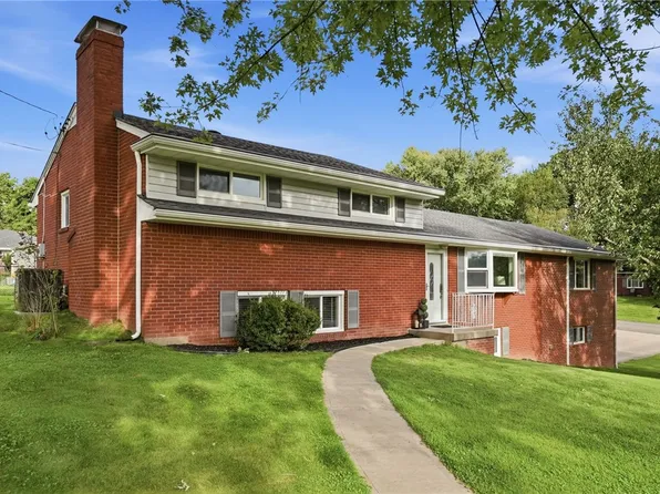 311 McKinney Dr, Coraopolis, PA 15108