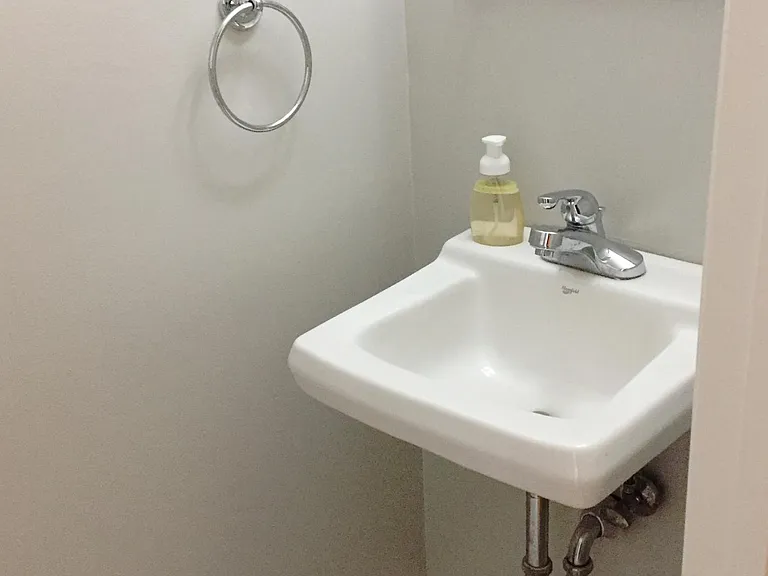 506 N Greensboro St #25 — Photo 5