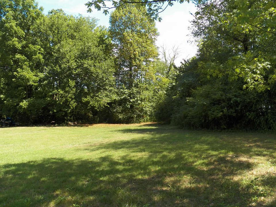 2nd image of 353 Elm Grove St