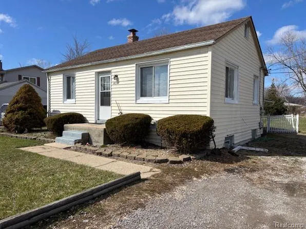 18391 Masonic #1, Fraser, MI 48026